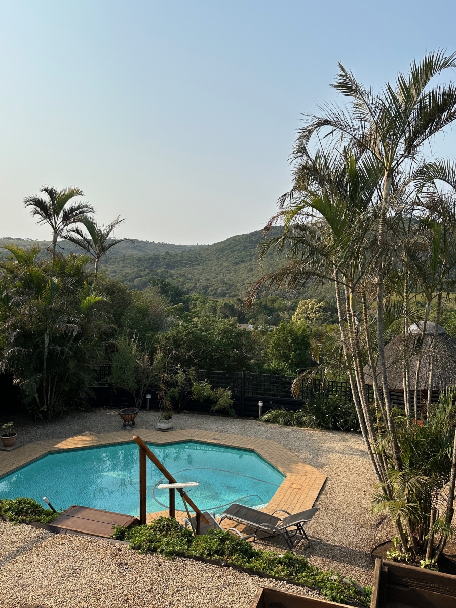 5 Bedroom Property for Sale in Gonubie North Eastern Cape